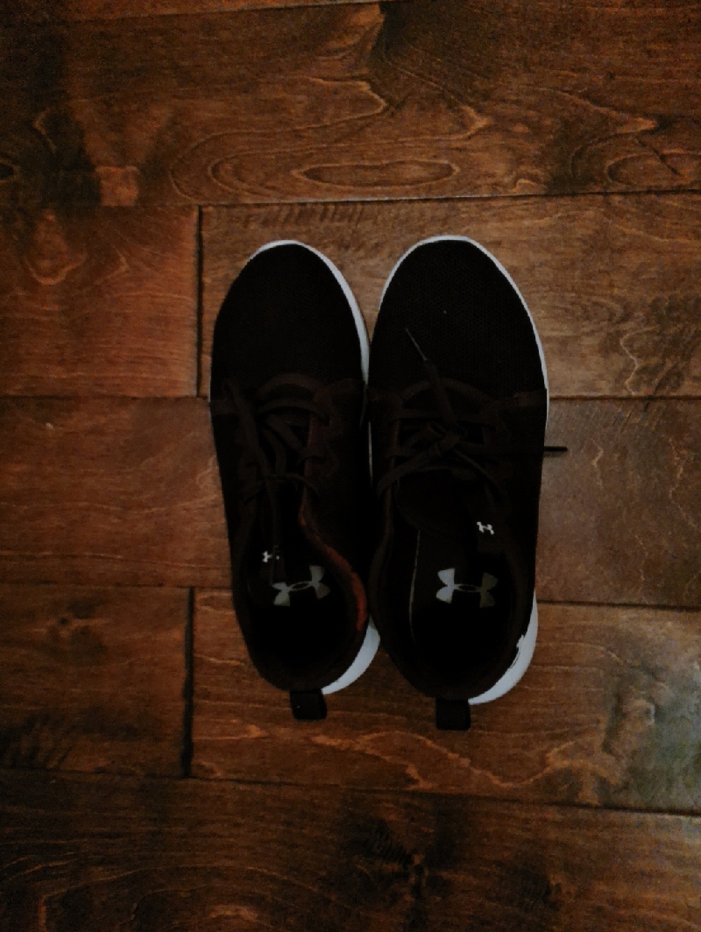 Under Armour Sneakers